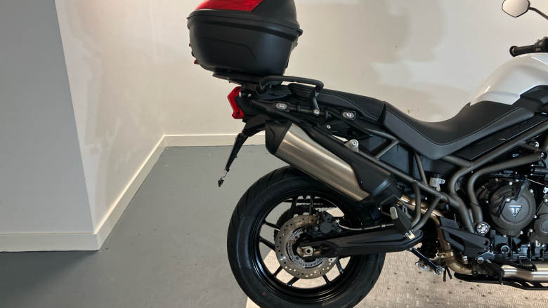 Triumph Tiger 800 XCX (15MY)